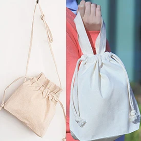 可愛らしいフォルムの巾着