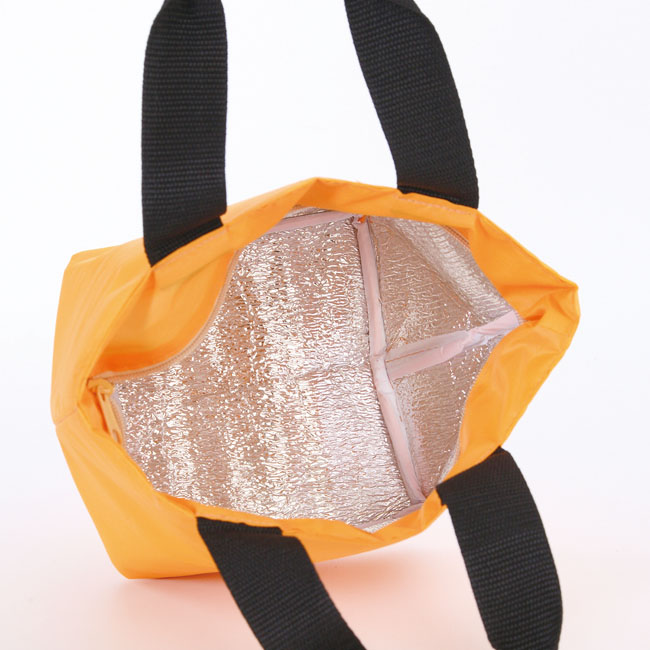ソロア 保冷温お出かけバッグ(6363-65)内部はアルミ蒸着フィルム仕様
