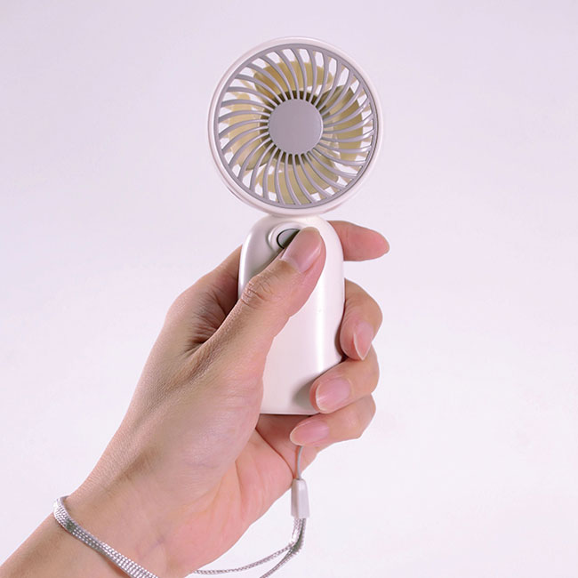ハンディファン（乾電池式）（SNS-0500327）