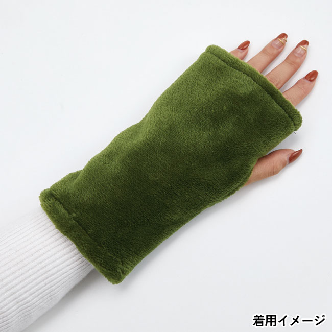 ベルベットハンドウォーマー【在庫限り商品】（SNS-0200434）着用イメージ