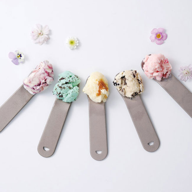 溶かしてなめらかアイスクリームスプーン（SNS-1001477）涼し気に食卓を彩ってくれる人気のアイテム