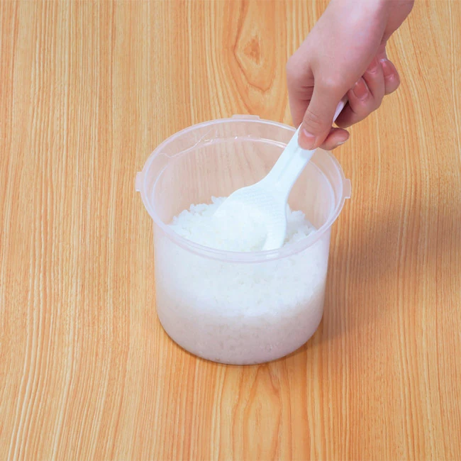 レンジで作るご飯鍋1合用 しゃもじ付き(SNS-1002995) 使用イメージ(炊き上がりのご飯)