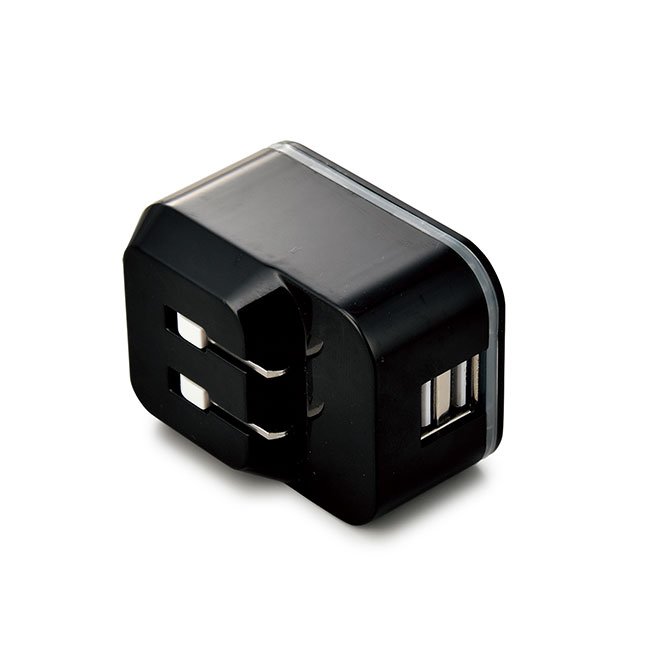 ライティングアダプタ（mcMA040）2口USBで二台同時給電が可能