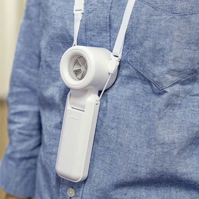 アイスプレート付ハンディファン（SNS-1200161）胸に下げる