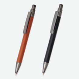 レザー調ボールペン