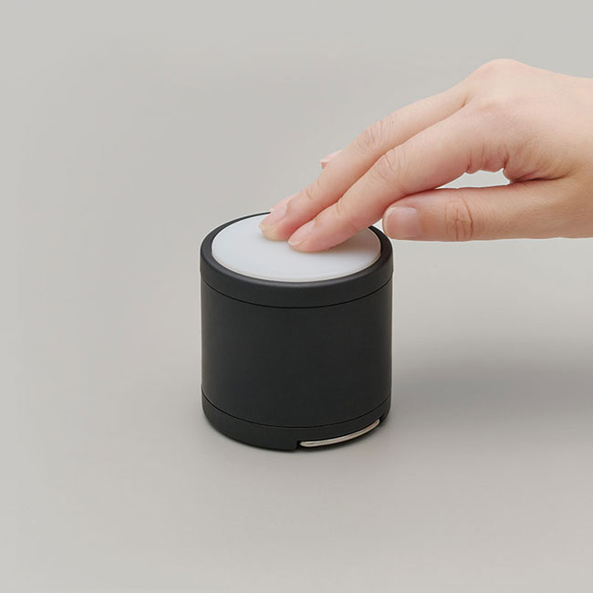 COBプッシュライト（SNS-0100144）使用イメージ（プッシュ）