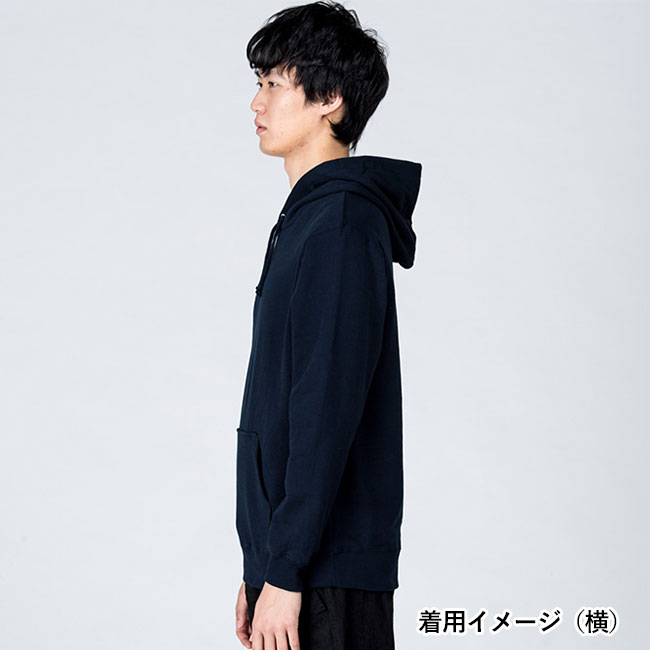 8.4オンス フーデッドライトパーカー(00216-MLH)着用イメージ(横)