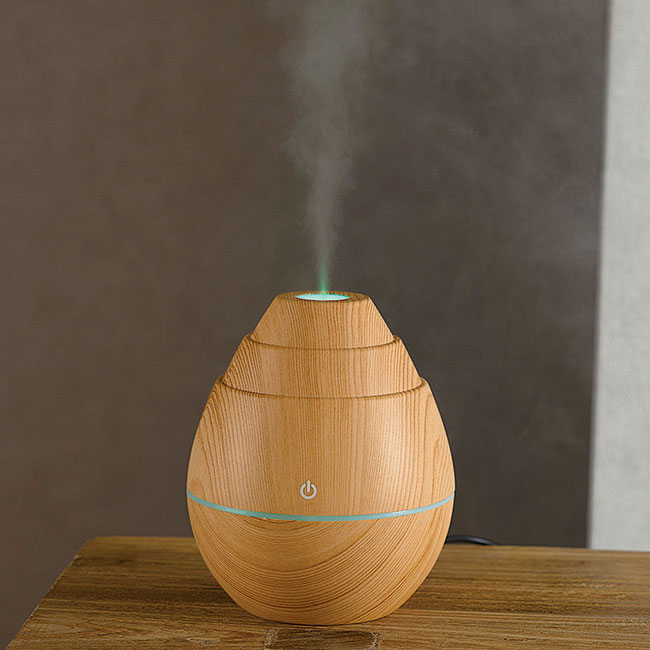 トリム／卓上加湿器（SNS-2700330）カラフルにライトが変化