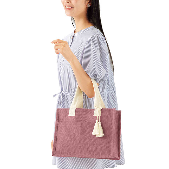 リクス／タッセルジュートバッグ（SNS-2700410）使用イメージ