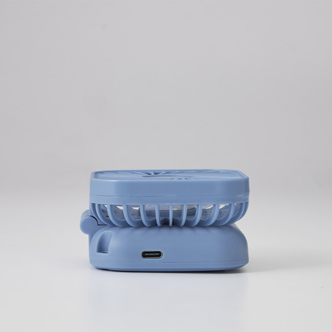 レーネ／3wayハンディファン（SNS-2700448）収納時