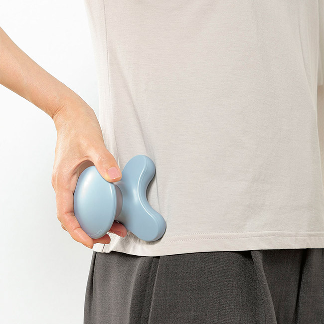 ぶるぶるリフレッシャー（SNS-2700466）腰に