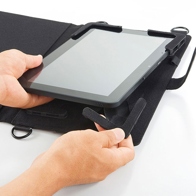 ショルダーベルト付き10.1インチタブレットPCケース（スタンド機能付き）（PDA-TAB4ST）装着イメージ