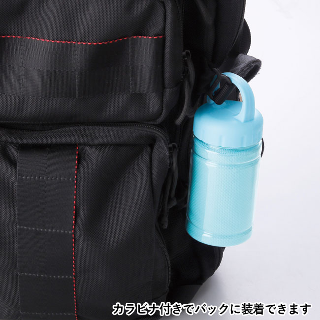 カラビナ付ボトル入りクールタオル（SNS-0600656）カラビナ付きでバッグに装着できます