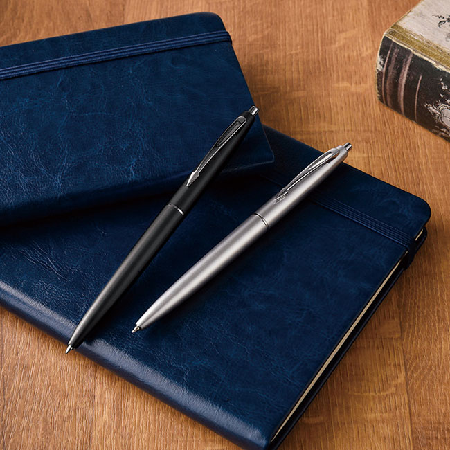 メタリックボールペン（SNS-0601247）使用イメージ