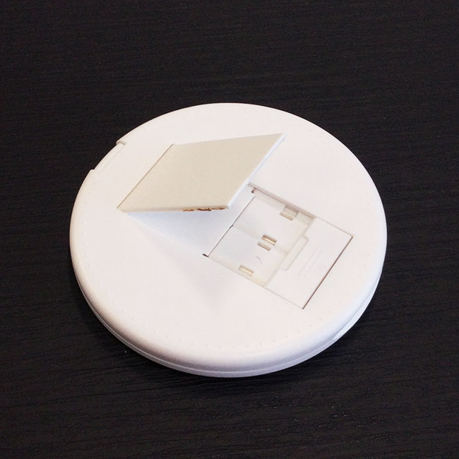 スマホスタンド付マルチケーブルセット (SNS-2600013)スマホスタンド部分