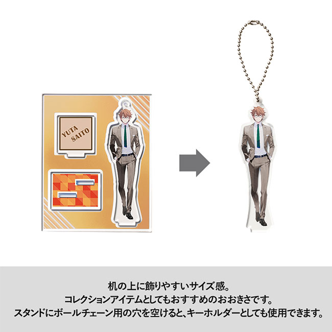 【プリント専用商品】フレーム付アクリルスタンドキーホルダー　クリア（SNS-0300700）机の上に飾りやすいサイズ感。