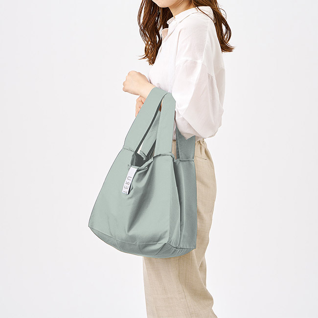 クルリト セルフレジで使いやすいスクエアデリバッグ(SNS-0300890)使用イメージ