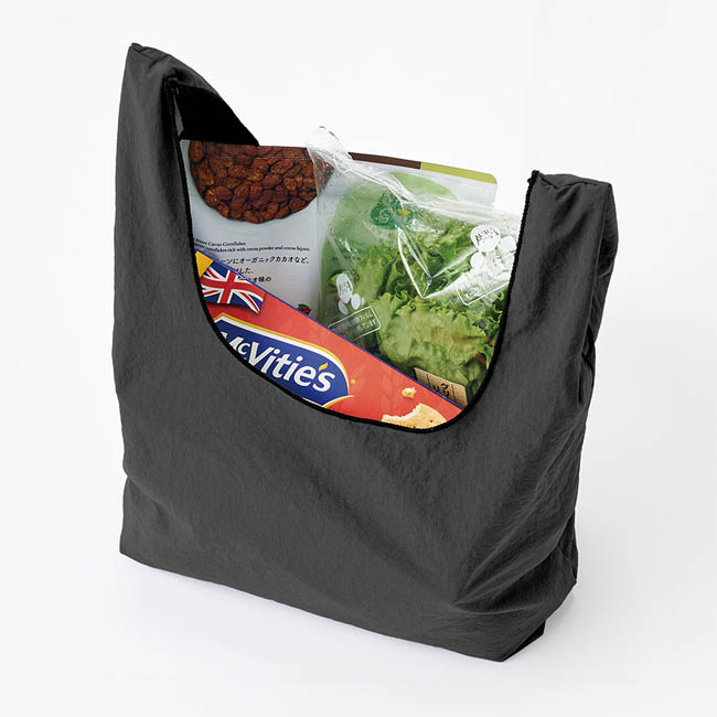 ワッシャーナイロンマルシェバッグ(M)(SNS-0301024) スーパーの食品を詰め込んだ中身