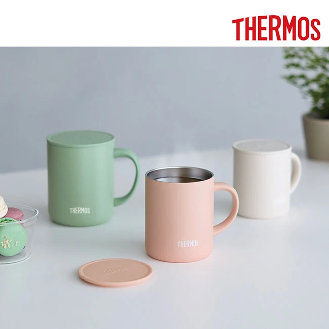 サーモス(THERMOS)真空断熱マグカップ 280ml/JDG(JDG-282C) グリーン・ピンク・ホワイトを並べた使用イメージ