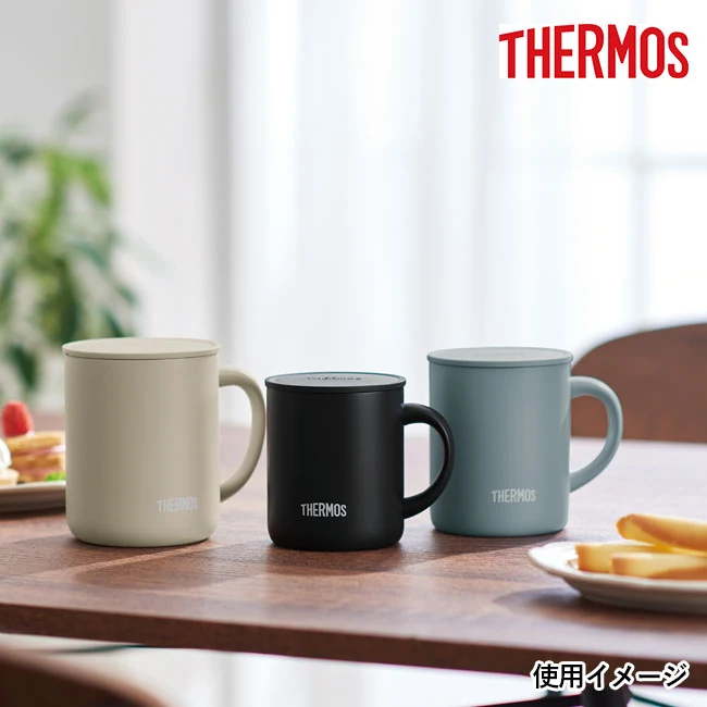 サーモス(THERMOS)真空断熱マグカップ 450ml/JDG（JDG-452C）　アイボリー・ブラック・ブルーを並べた使用イメージ