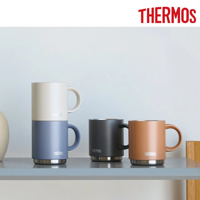サーモス(THERMOS)真空断熱マグカップ 350ml/JDS(JDS-352) 4色展開とスタッキングを見せる使用イメージ