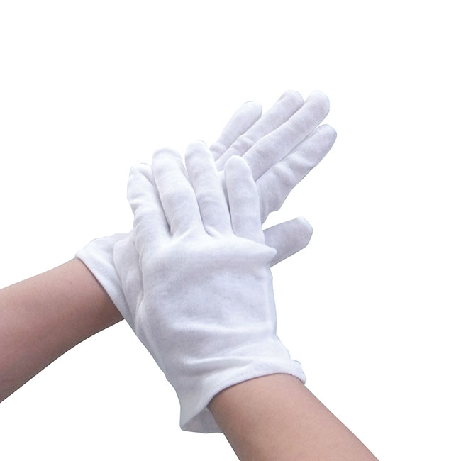 ナイトケア手袋１組（Ｓサイズ）（ut2213821）着用例