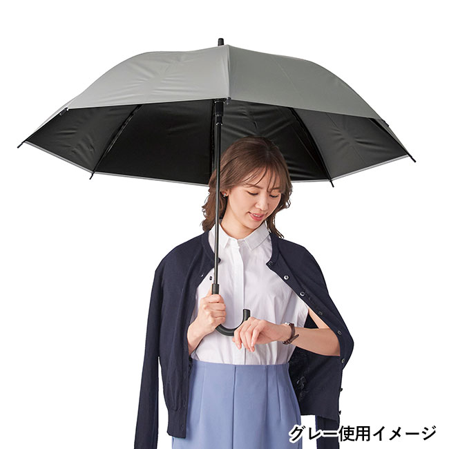 晴雨兼用　遮光遮熱ビニールジャンプ傘1本（SNS-0700898）グレー使用イメージ