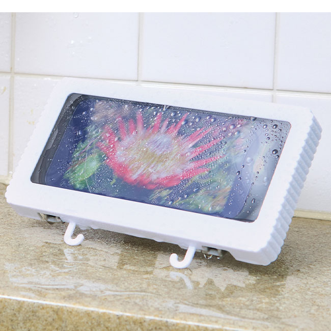 防滴スマホスクリーン（SNS-0700978）使用イメージ