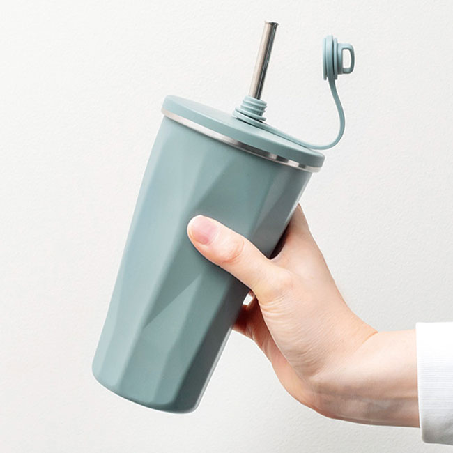 PREMO ストロー付真空タンブラー500ml（SNS-0400115）持ちやすいサイズ感