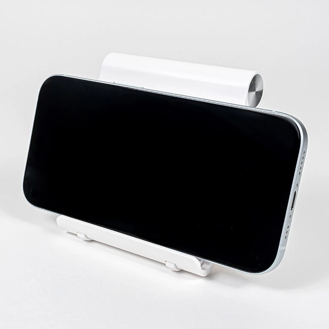 ワイド折りたたみモバイルスタンド(SNS-0400156) 使用イメージ(スマホを横置き)