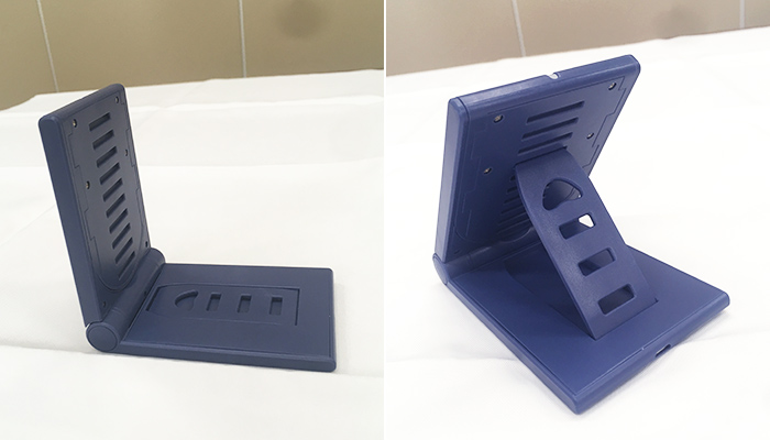 ポケットワイヤレスチャージャー（SNS-0900047）スタンドの角度