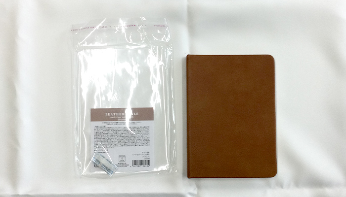 レザー調・ハードカバーノート（A6）(SNS-0600758)パッケージ開封時