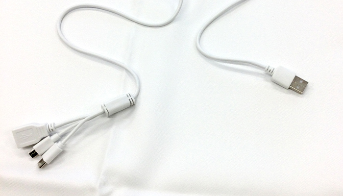 スマホスタンドになるケーブルホルダー（3in1ケーブル付き）（SNS-0600800）トートの中身