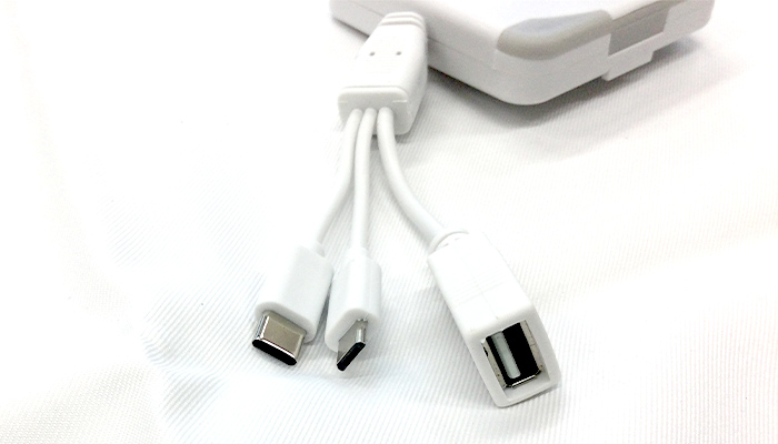 スマホスタンドになるケーブルホルダー（3in1ケーブル付き）（SNS-0600800）トートバッグの肩掛け時