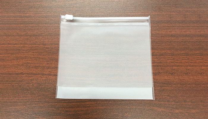 フロストクリア・ガゼットファスナーポーチ（SNS-0600775）本体