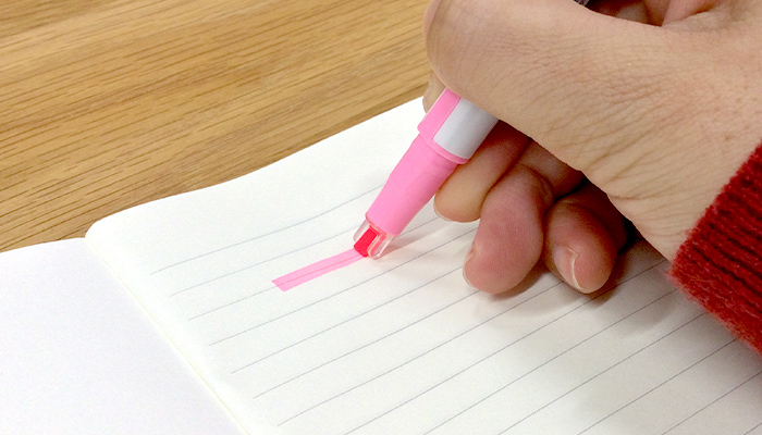 キレーナ　蛍光ペン/パイロット(SKIW-1)実際に線を引いてみる