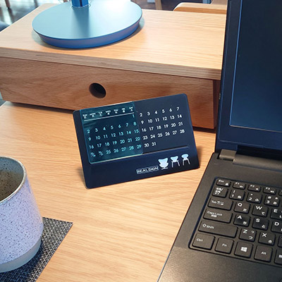  スタイリッシュ万年カレンダー(SNS-0500039) カラー展開