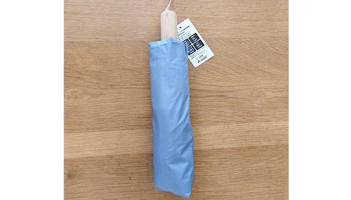 ウッドハンドル遮光耐風折り傘(晴雨兼用)(SNS-0900104)畳んだ本体