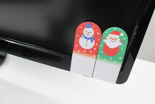 クリスマス ふせんメモ2P（V010425）パソコンモニタ使用イメージ