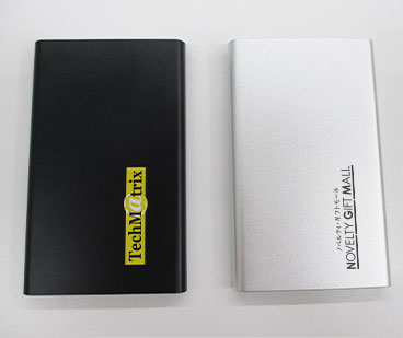 アルミモバイルチャージャー４０００（tTS-1219）名入れイメージ